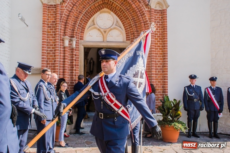 Zdjęcie w galerii na portalu naszraciborz.pl: Zakład Karny w Raciborzu ma od dziś sztandar FOTO i WIDEO  wiadomości z regionu