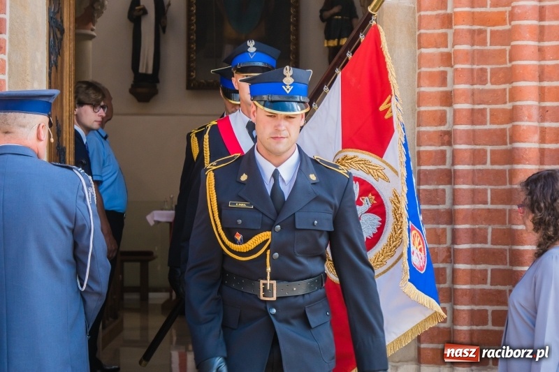 Zdjęcie w galerii na portalu naszraciborz.pl: Zakład Karny w Raciborzu ma od dziś sztandar FOTO i WIDEO  wiadomości z regionu