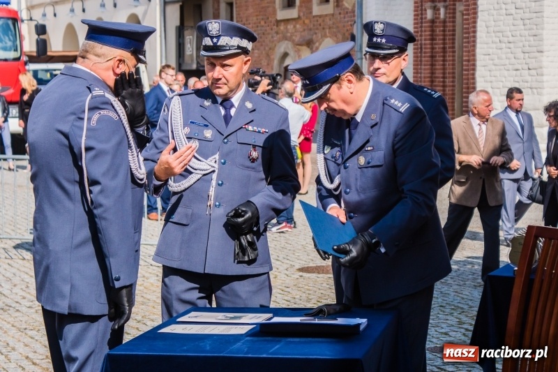 Zdjęcie w galerii na portalu naszraciborz.pl: Zakład Karny w Raciborzu ma od dziś sztandar FOTO i WIDEO  wiadomości z regionu