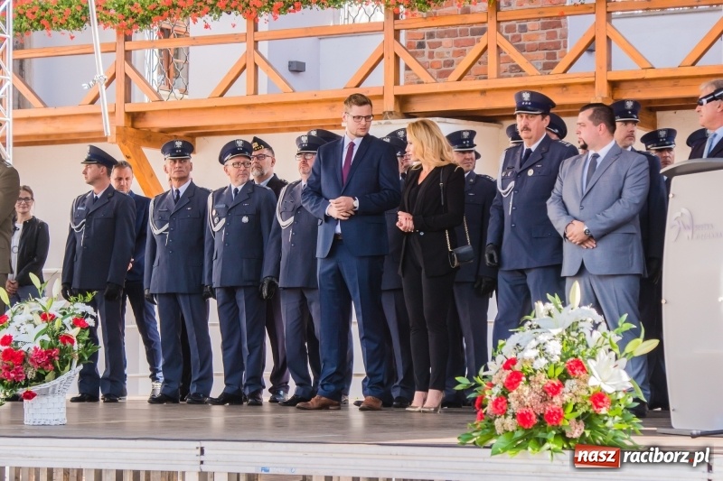 Zdjęcie w galerii na portalu naszraciborz.pl: Zakład Karny w Raciborzu ma od dziś sztandar FOTO i WIDEO  wiadomości z regionu