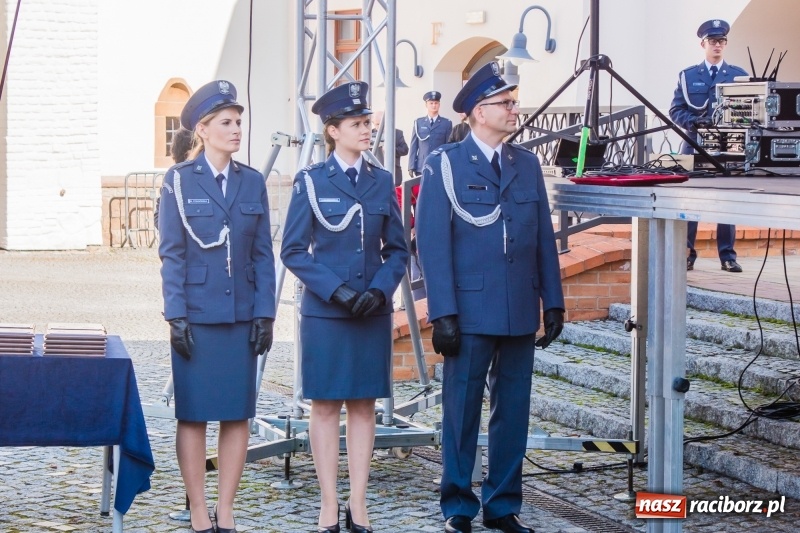 Zdjęcie w galerii na portalu naszraciborz.pl: Zakład Karny w Raciborzu ma od dziś sztandar FOTO i WIDEO  wiadomości z regionu