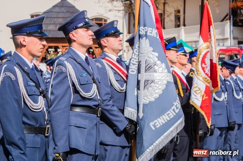 Zdjęcie w galerii na portalu naszraciborz.pl: Zakład Karny w Raciborzu ma od dziś sztandar FOTO i WIDEO  wiadomości z regionu