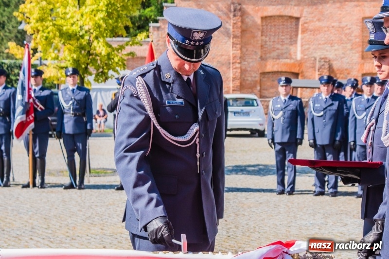 Zdjęcie w galerii na portalu naszraciborz.pl: Zakład Karny w Raciborzu ma od dziś sztandar FOTO i WIDEO  wiadomości z regionu