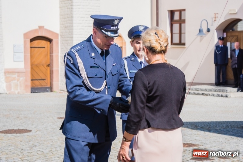 Zdjęcie w galerii na portalu naszraciborz.pl: Zakład Karny w Raciborzu ma od dziś sztandar FOTO i WIDEO  wiadomości z regionu