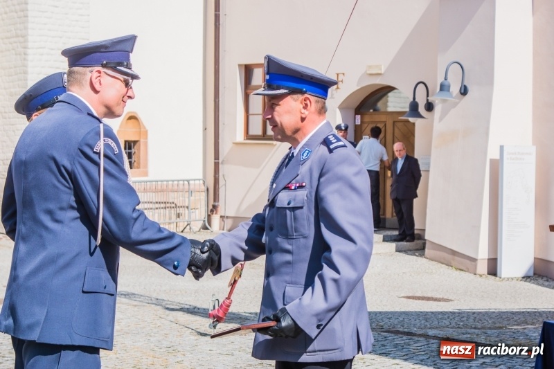 Zdjęcie w galerii na portalu naszraciborz.pl: Zakład Karny w Raciborzu ma od dziś sztandar FOTO i WIDEO  wiadomości z regionu