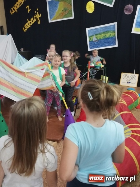 Zdjęcie w galerii na portalu naszraciborz.pl: Archi-Przygody, czyli zajęcia z architektury w SP 4 wiadomości z regionu