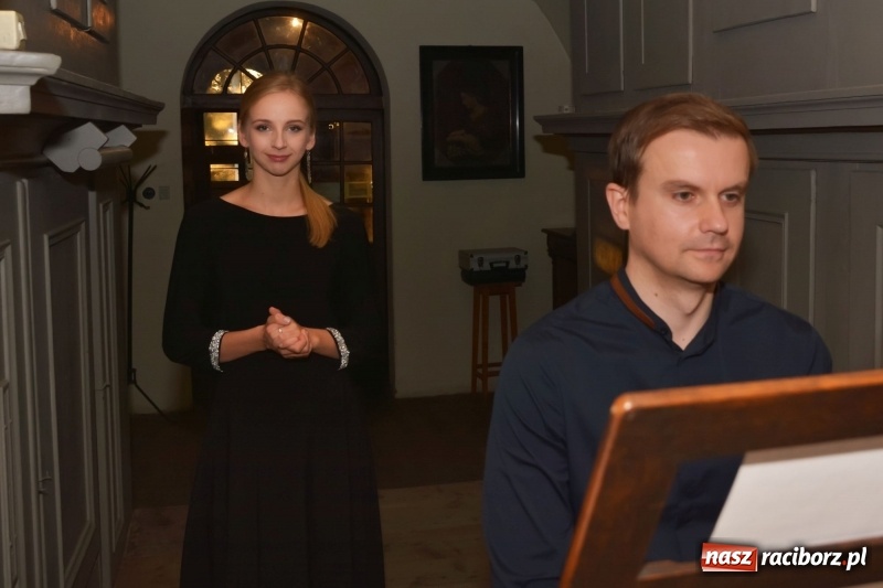 Zdjęcie w galerii na portalu naszraciborz.pl: Debiut raciborzanki na Festiwalu Koncertów Loretańskich w Głogówku wiadomości z regionu
