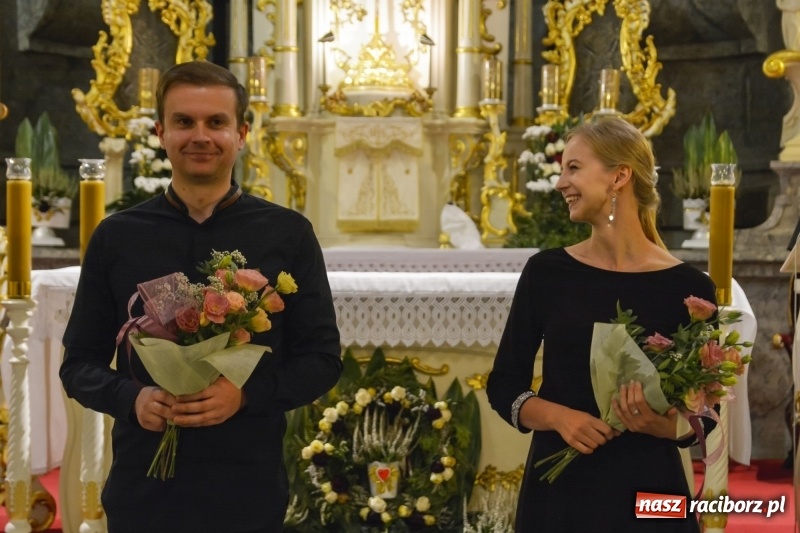 Zdjęcie w galerii na portalu naszraciborz.pl: Debiut raciborzanki na Festiwalu Koncertów Loretańskich w Głogówku wiadomości z regionu