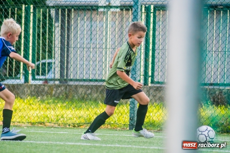 Zdjęcie w galerii na portalu naszraciborz.pl: Orliki: Rudzki Buk bezlitosny dla Studziennej wiadomości z regionu