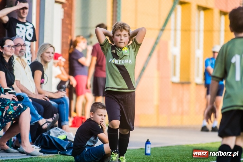 Zdjęcie w galerii na portalu naszraciborz.pl: Orliki: Rudzki Buk bezlitosny dla Studziennej wiadomości z regionu