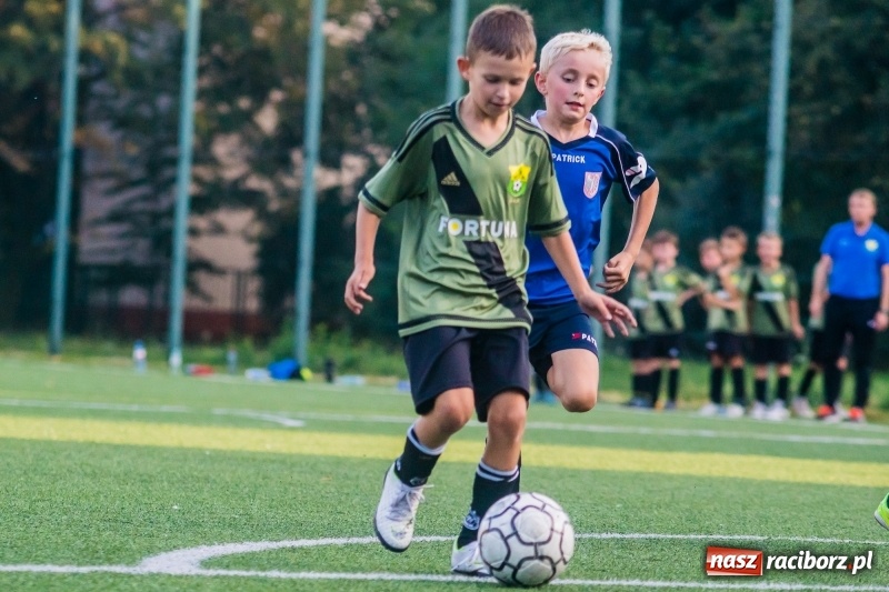 Zdjęcie w galerii na portalu naszraciborz.pl: Orliki: Rudzki Buk bezlitosny dla Studziennej wiadomości z regionu
