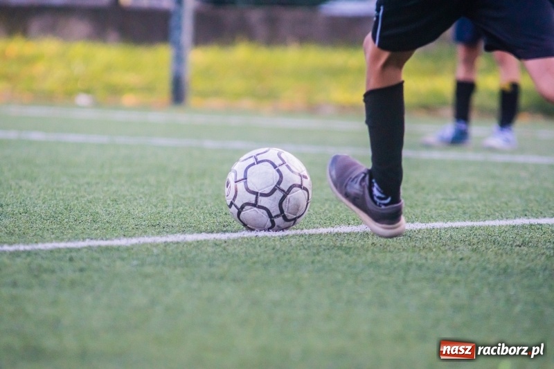 Zdjęcie w galerii na portalu naszraciborz.pl: Orliki: Rudzki Buk bezlitosny dla Studziennej wiadomości z regionu