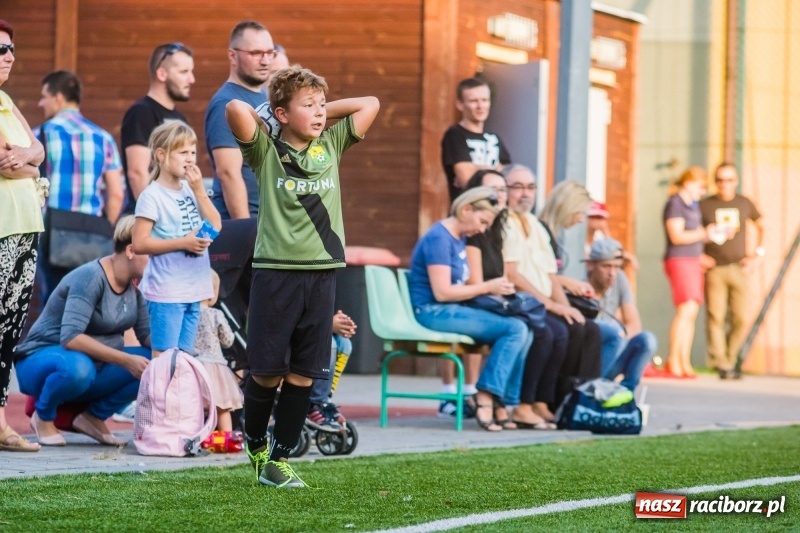 Zdjęcie w galerii na portalu naszraciborz.pl: Orliki: Rudzki Buk bezlitosny dla Studziennej wiadomości z regionu