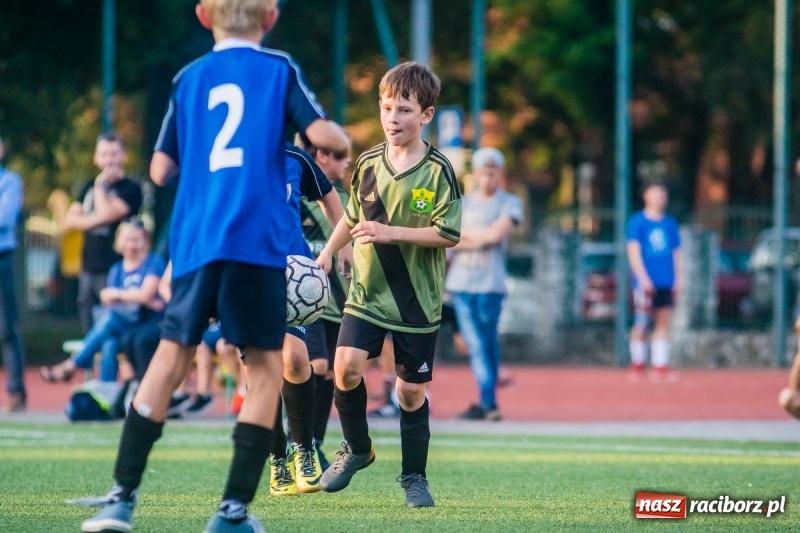 Zdjęcie w galerii na portalu naszraciborz.pl: Orliki: Rudzki Buk bezlitosny dla Studziennej wiadomości z regionu