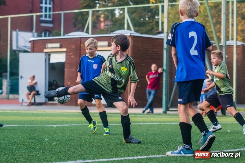 Zdjęcie w galerii na portalu naszraciborz.pl: Orliki: Rudzki Buk bezlitosny dla Studziennej wiadomości z regionu