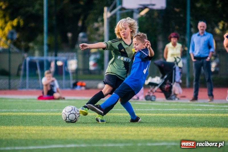 Zdjęcie w galerii na portalu naszraciborz.pl: Orliki: Rudzki Buk bezlitosny dla Studziennej wiadomości z regionu