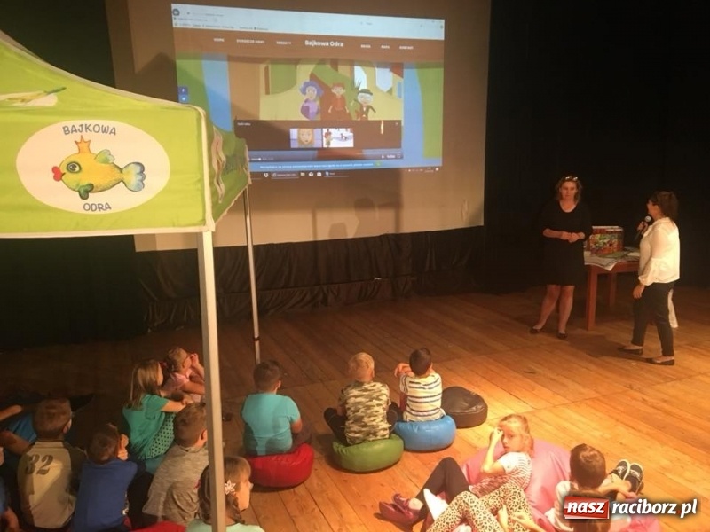 Zdjęcie w galerii na portalu naszraciborz.pl: Bajkowa Odra w Kuźni Kultury wiadomości z regionu