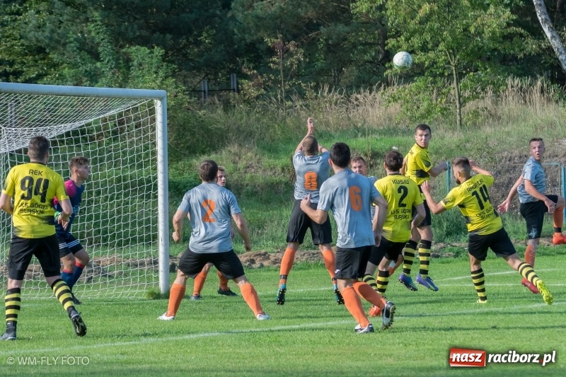 Zdjęcie w galerii na portalu naszraciborz.pl: Górki Śląskie wykorzystały potknięcie Markowic i wróciły na fotel lidera B klasy wiadomości z regionu