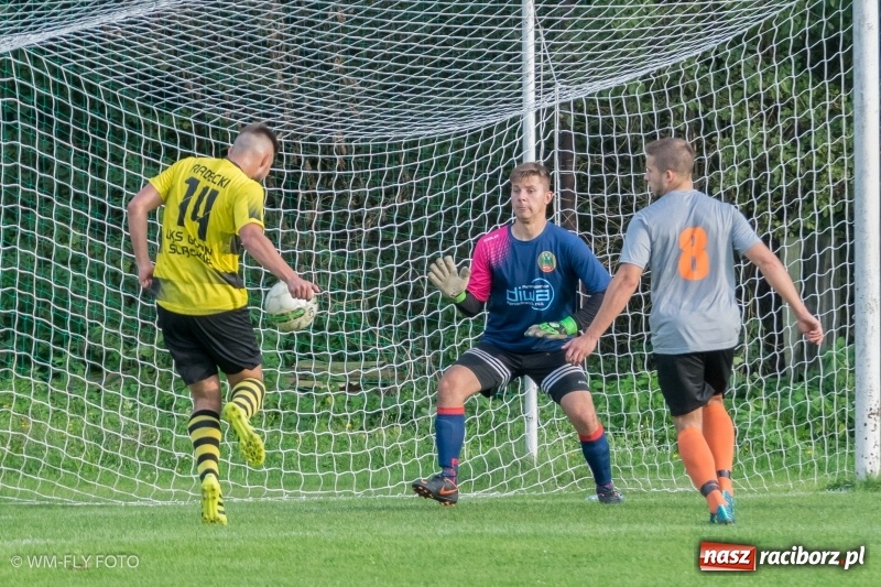 Zdjęcie w galerii na portalu naszraciborz.pl: Górki Śląskie wykorzystały potknięcie Markowic i wróciły na fotel lidera B klasy wiadomości z regionu