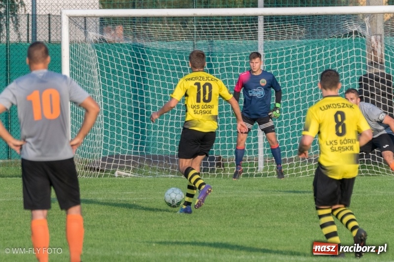 Zdjęcie w galerii na portalu naszraciborz.pl: Górki Śląskie wykorzystały potknięcie Markowic i wróciły na fotel lidera B klasy wiadomości z regionu