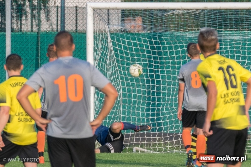 Zdjęcie w galerii na portalu naszraciborz.pl: Górki Śląskie wykorzystały potknięcie Markowic i wróciły na fotel lidera B klasy wiadomości z regionu