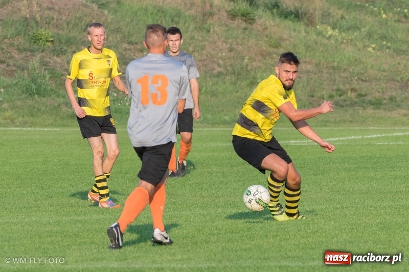 Zdjęcie w galerii na portalu naszraciborz.pl: Górki Śląskie wykorzystały potknięcie Markowic i wróciły na fotel lidera B klasy wiadomości z regionu