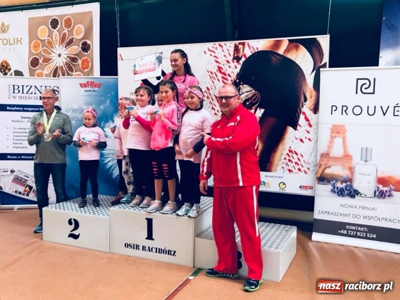 Zdjęcie w galerii na portalu naszraciborz.pl: IV Rafako Półmaraton Racibórz. Zebrano 18,5 tys. zł na wsparcie Natalki wiadomości z regionu