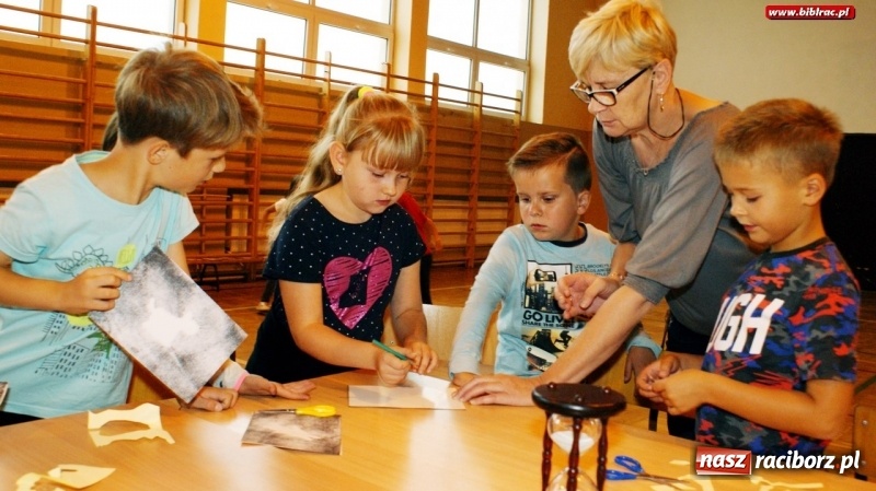 Zdjęcie w galerii na portalu naszraciborz.pl: Era Gutenberga, czyli warsztaty drukarskie w Markowicach wiadomości z regionu