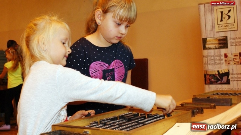 Zdjęcie w galerii na portalu naszraciborz.pl: Era Gutenberga, czyli warsztaty drukarskie w Markowicach wiadomości z regionu