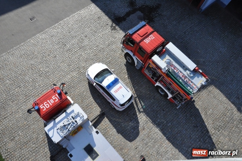 Zdjęcie w galerii na portalu naszraciborz.pl: Raciborscy strażacy mają nową autodrabinę. Zastosowano w niej najnowocześniejsze obecnie rozwiązania techniczne wiadomości z regionu