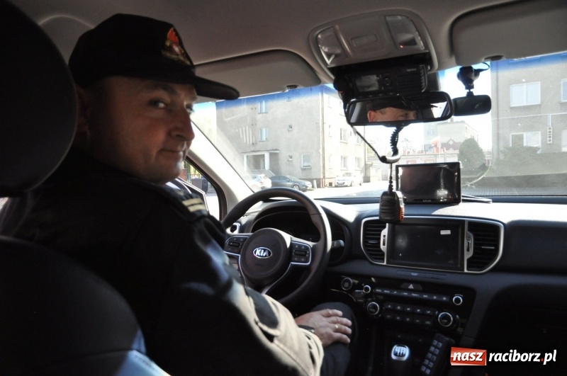 Zdjęcie w galerii na portalu naszraciborz.pl: Raciborscy strażacy mają nową autodrabinę. Zastosowano w niej najnowocześniejsze obecnie rozwiązania techniczne wiadomości z regionu