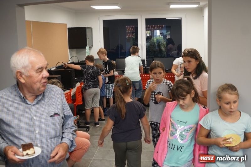 Zdjęcie w galerii na portalu naszraciborz.pl: Świetlica - nasz drugi dom. Brzezie ma odnowione miejsce spotkań  wiadomości z regionu