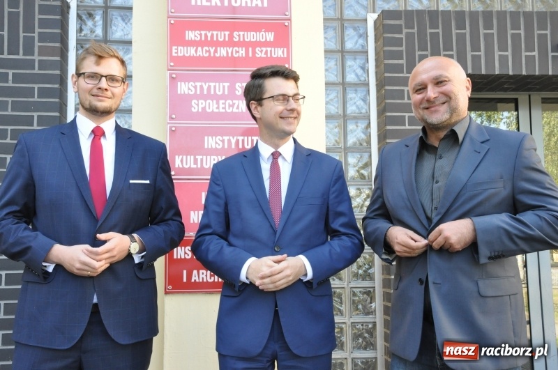 Zdjęcie w galerii na portalu naszraciborz.pl: Wiceminister przywiózł do Raciborza ponad 6 mln zł na rozwój PWSZ wiadomości z regionu