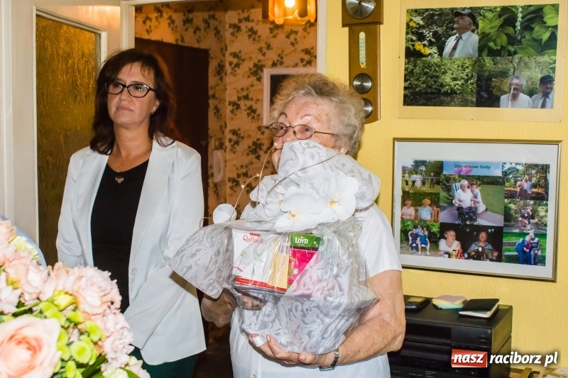 Zdjęcie w galerii na portalu naszraciborz.pl: Żelazne gody Ireny i Ryszarda Przybyłów wiadomości z regionu