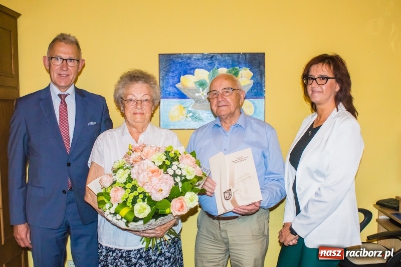 Zdjęcie w galerii na portalu naszraciborz.pl: Żelazne gody Ireny i Ryszarda Przybyłów wiadomości z regionu
