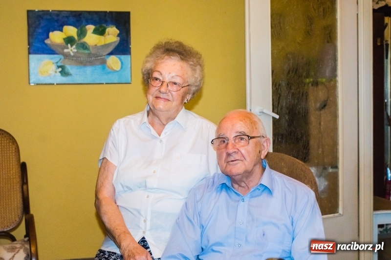 Zdjęcie w galerii na portalu naszraciborz.pl: Żelazne gody Ireny i Ryszarda Przybyłów wiadomości z regionu