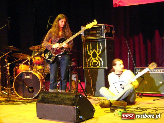 Zdjęcie w galerii na portalu naszraciborz.pl: Wiatraki 2008: Niepokojący głos Rasm Al Mashan wiadomości z regionu