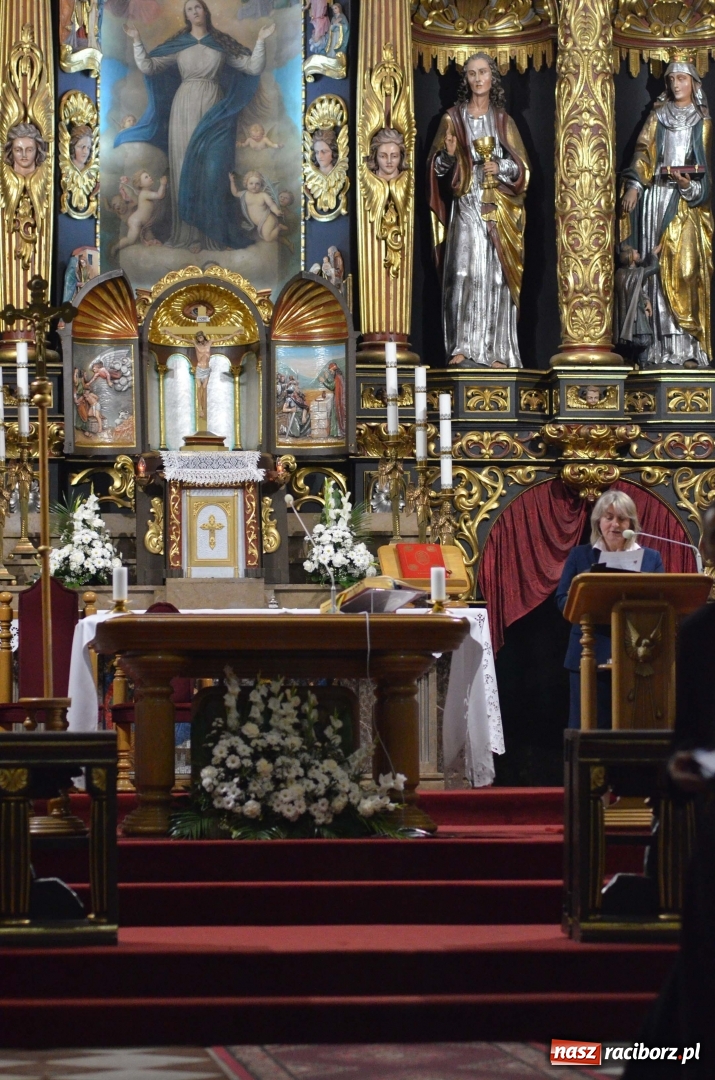 Zdjęcie w galerii na portalu naszraciborz.pl: Organista katedry w Fuldzie zagrał w farnym  wiadomości z regionu