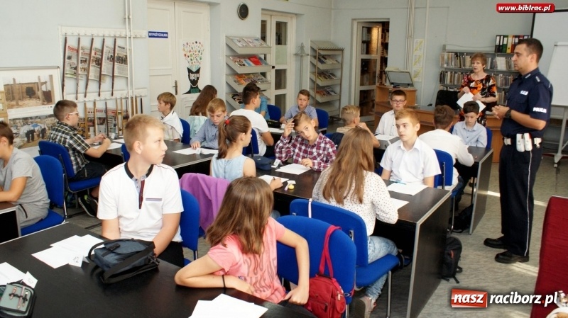 Zdjęcie w galerii na portalu naszraciborz.pl: Konkurs Wiedzy o Ruchu Drogowym w raciborskiej bibliotece  wiadomości z regionu