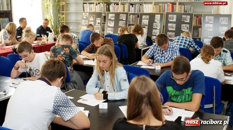 Zdjęcie w galerii na portalu naszraciborz.pl: Konkurs Wiedzy o Ruchu Drogowym w raciborskiej bibliotece  wiadomości z regionu