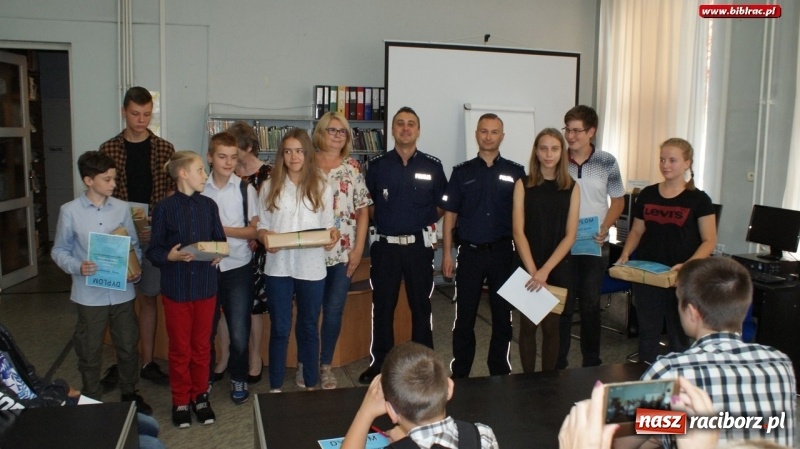 Zdjęcie w galerii na portalu naszraciborz.pl: Konkurs Wiedzy o Ruchu Drogowym w raciborskiej bibliotece  wiadomości z regionu