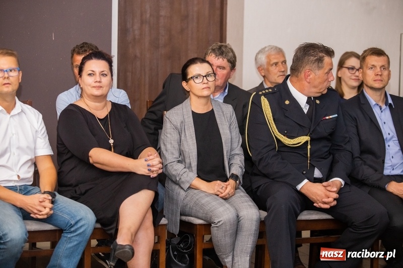 Zdjęcie w galerii na portalu naszraciborz.pl: Tysiąc mieszkań, darmowe autobusy i obwodnica - konwencja Mirosław Lenka i jego kandydatów  wiadomości z regionu