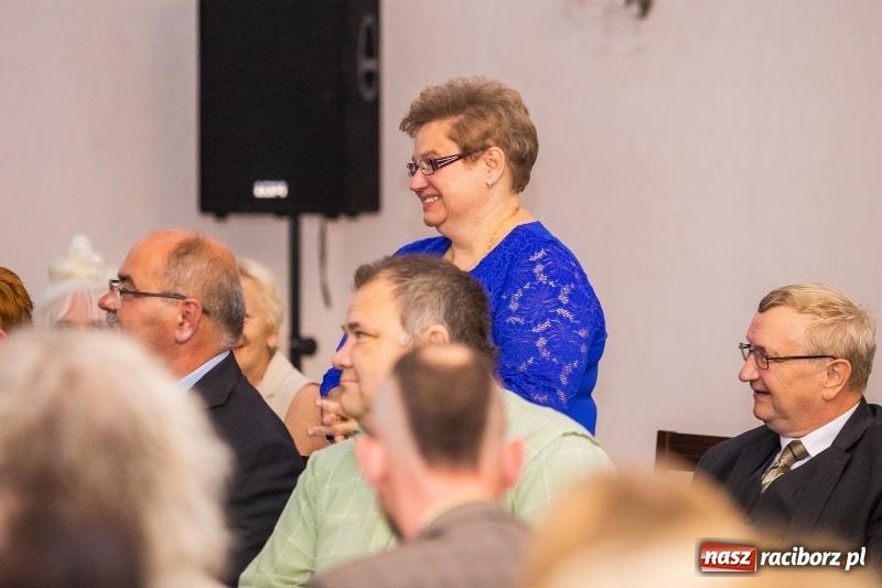 Zdjęcie w galerii na portalu naszraciborz.pl: Tysiąc mieszkań, darmowe autobusy i obwodnica - konwencja Mirosław Lenka i jego kandydatów  wiadomości z regionu