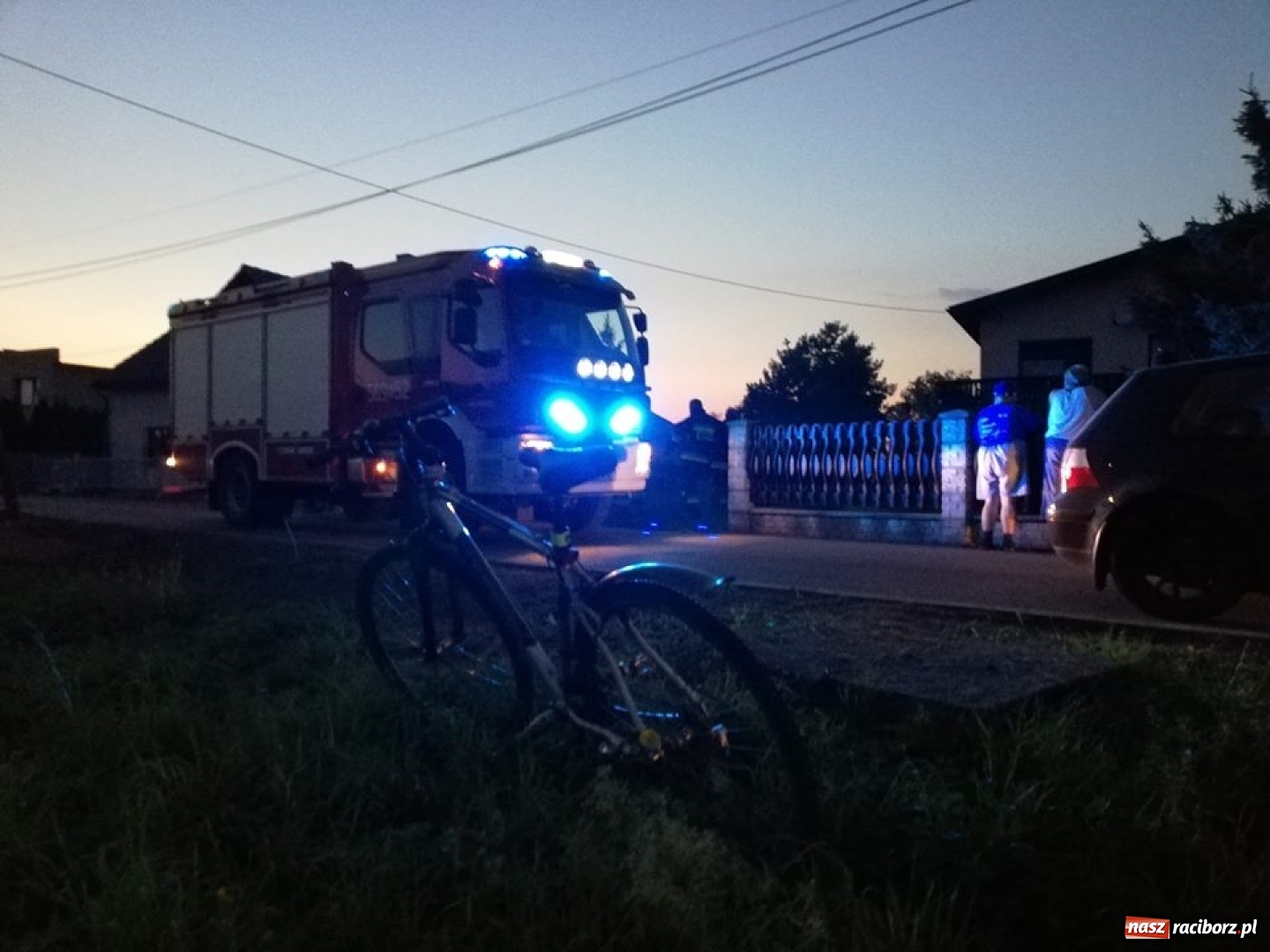 Zdjęcie w galerii na portalu naszraciborz.pl: W Krzanowicach znaleziono pocisk z II wojny światowej  wiadomości z regionu