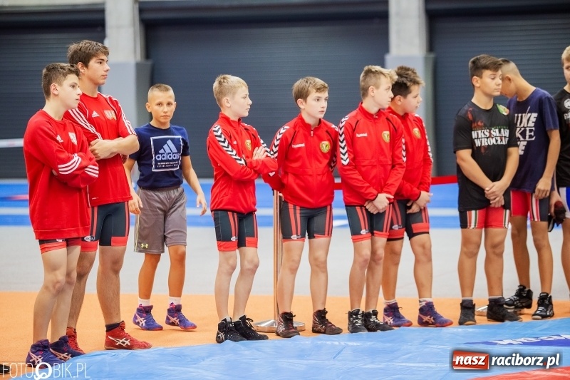 Zdjęcie w galerii na portalu naszraciborz.pl: Międzywojewódzkie Mistrzostwa Młodzików w zapasach w stylu klasycznym wiadomości z regionu