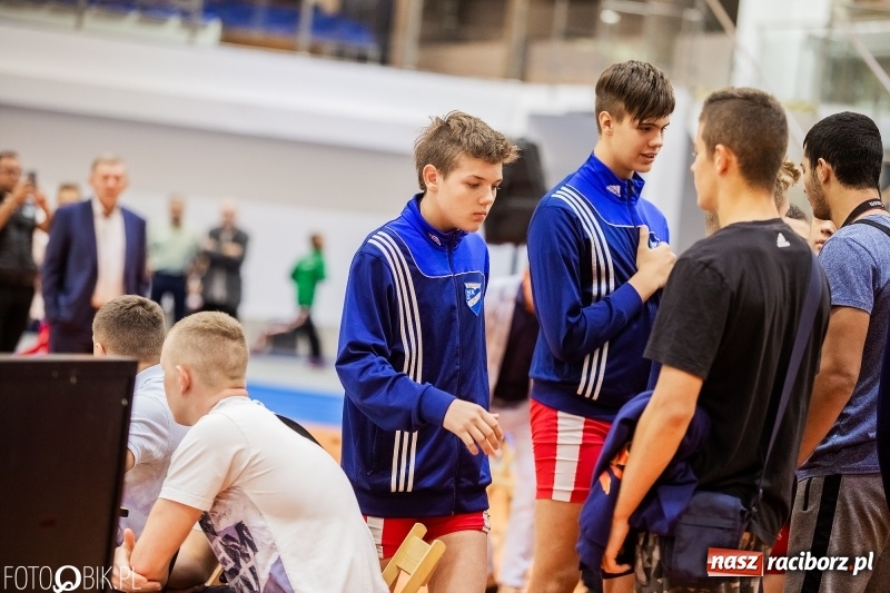 Zdjęcie w galerii na portalu naszraciborz.pl: Międzywojewódzkie Mistrzostwa Młodzików w zapasach w stylu klasycznym wiadomości z regionu