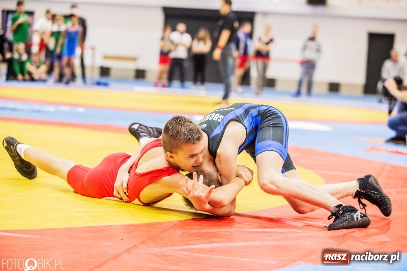 Zdjęcie w galerii na portalu naszraciborz.pl: Międzywojewódzkie Mistrzostwa Młodzików w zapasach w stylu klasycznym wiadomości z regionu