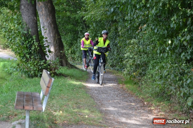 Zdjęcie w galerii na portalu naszraciborz.pl: Krzyżanowice. Rajd rowerowy na zakończenie sezonu wiadomości z regionu