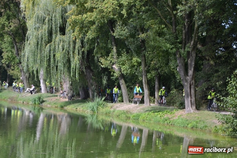 Zdjęcie w galerii na portalu naszraciborz.pl: Krzyżanowice. Rajd rowerowy na zakończenie sezonu wiadomości z regionu