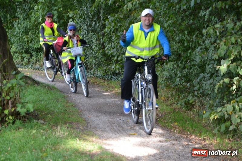 Zdjęcie w galerii na portalu naszraciborz.pl: Krzyżanowice. Rajd rowerowy na zakończenie sezonu wiadomości z regionu